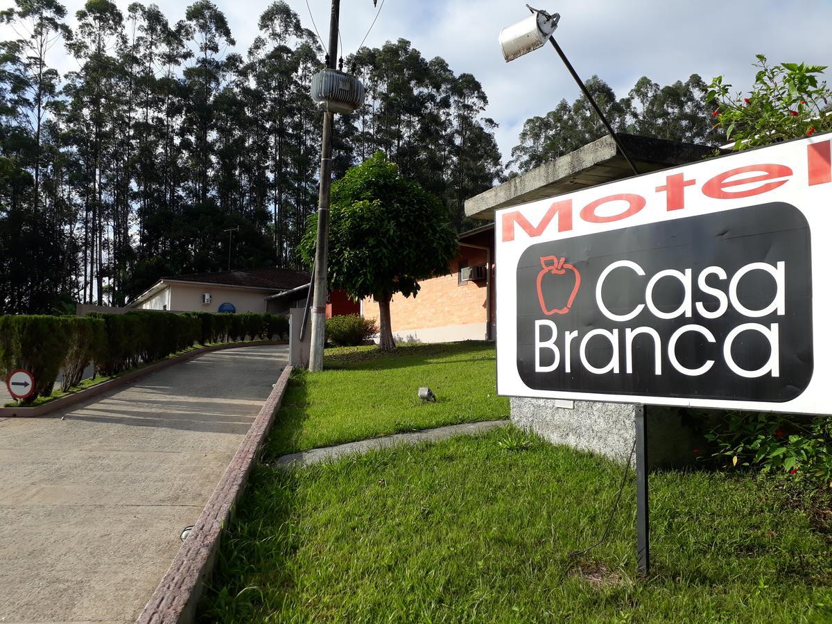 Motel Casa Branca بلوميناو المظهر الخارجي الصورة